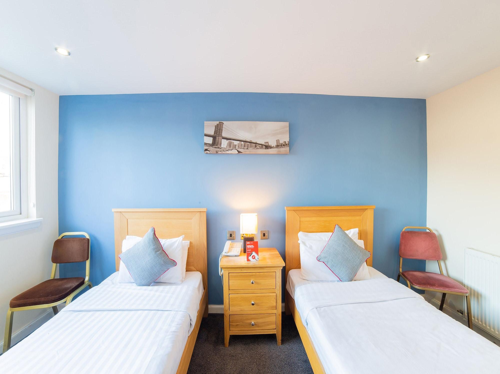 Oyo Douglas Hotel Kilmarnock Esterno foto