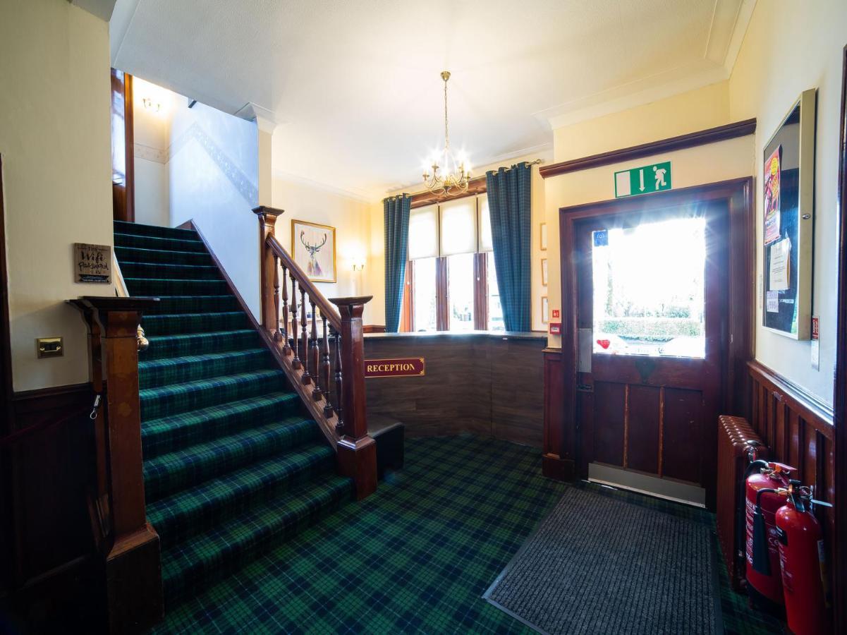 Oyo Douglas Hotel Kilmarnock Esterno foto